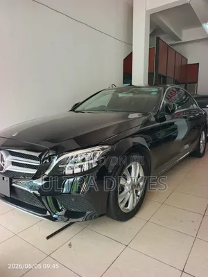 Mercedes-Benz C180 2018 Black