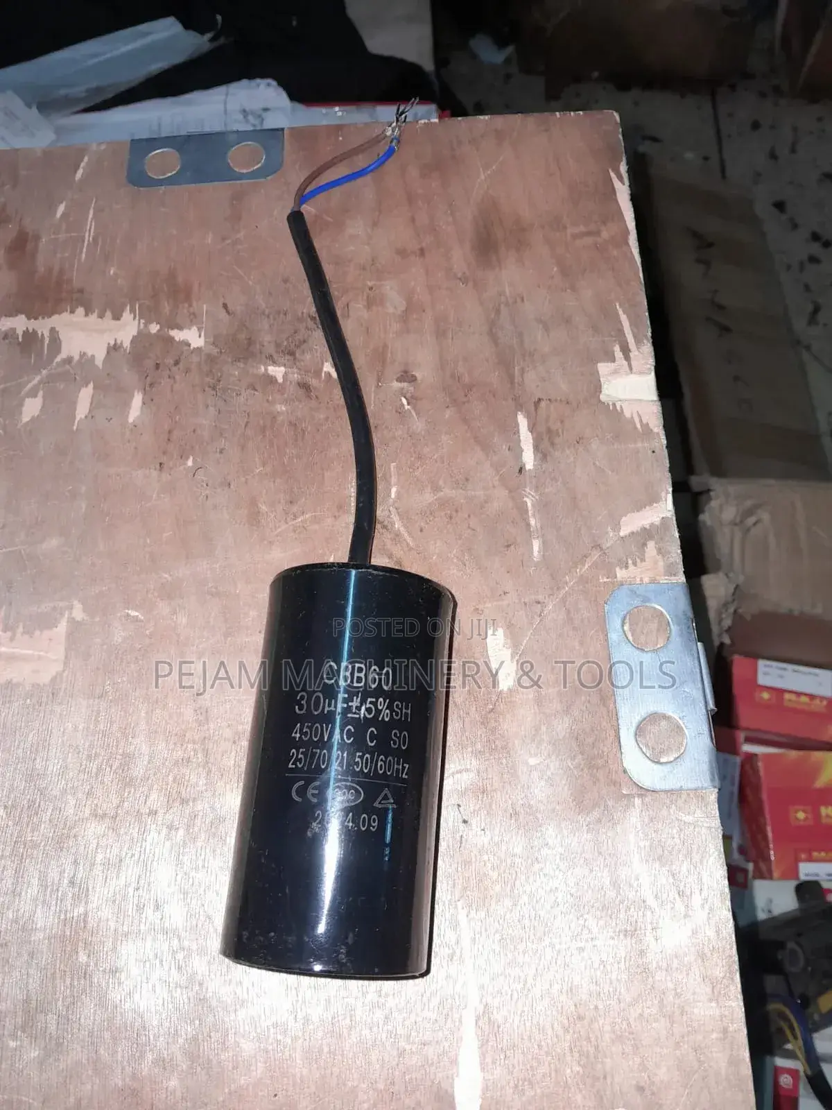 Cbb60 30μf Ac Motor Run Capacitor.