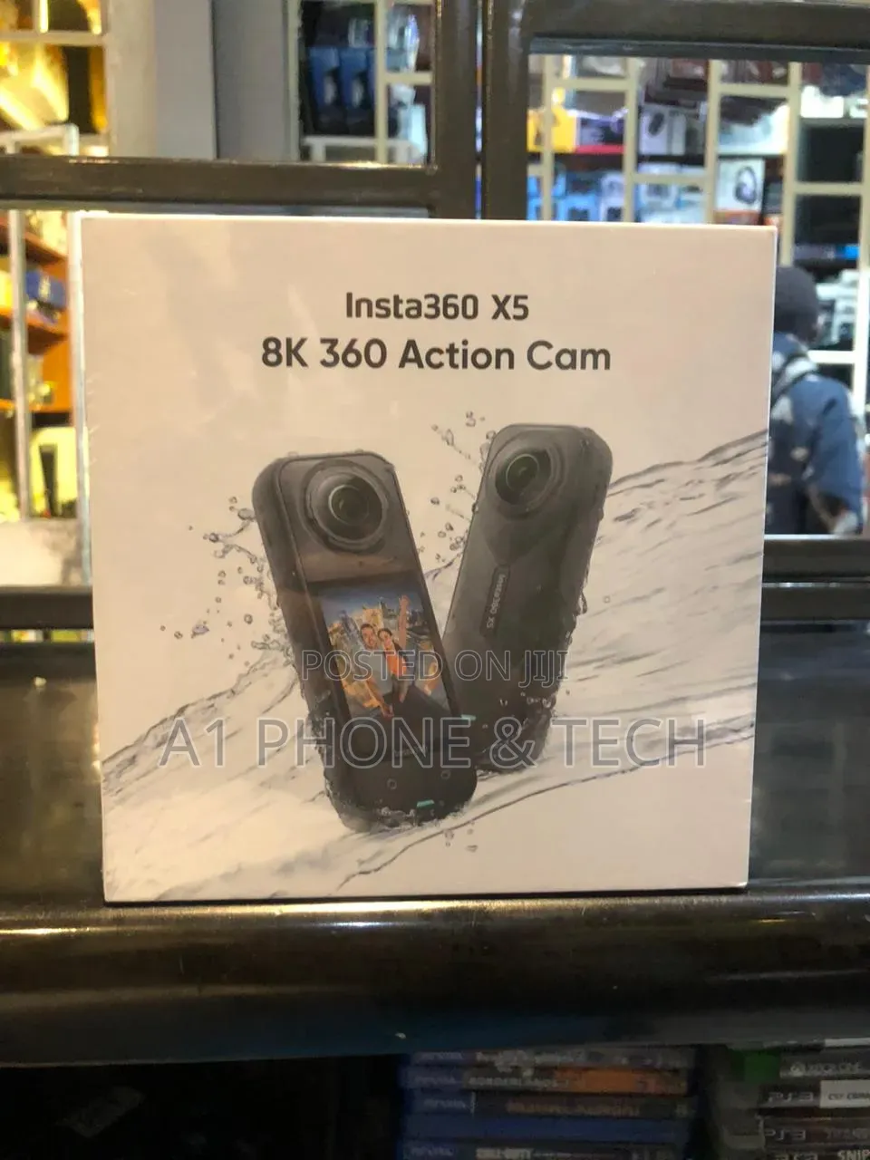 Insta360 X5 