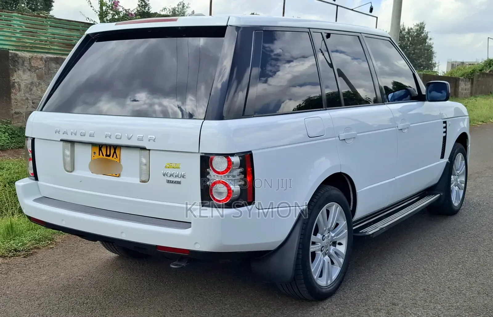 Land Rover Range Rover Vogue 2010 White