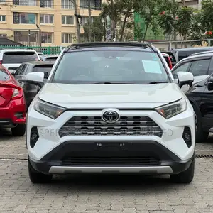 Toyota RAV4 2019 White