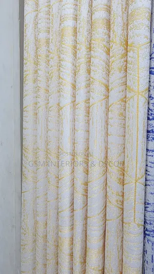 Beautiful Curtains for Living Rooms in Gold Theme