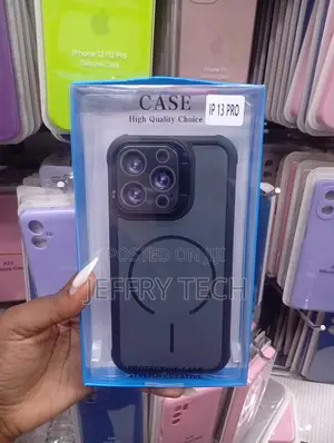 iPhone 13 Pro Classic Series Magsafe Phone Case