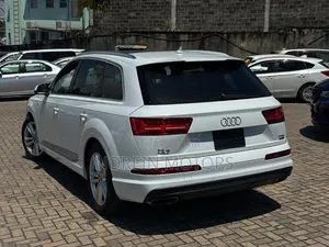 Audi Q7 2019 Pearl