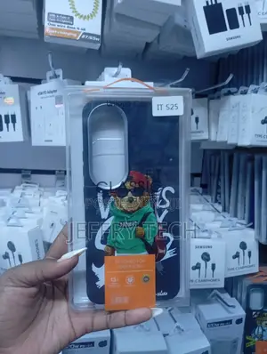 It S25 Teddy Bear Printed Protective Cover