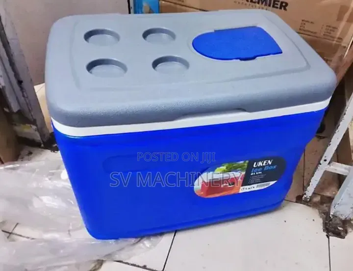 Heavy Duty 61l Cooler Box
