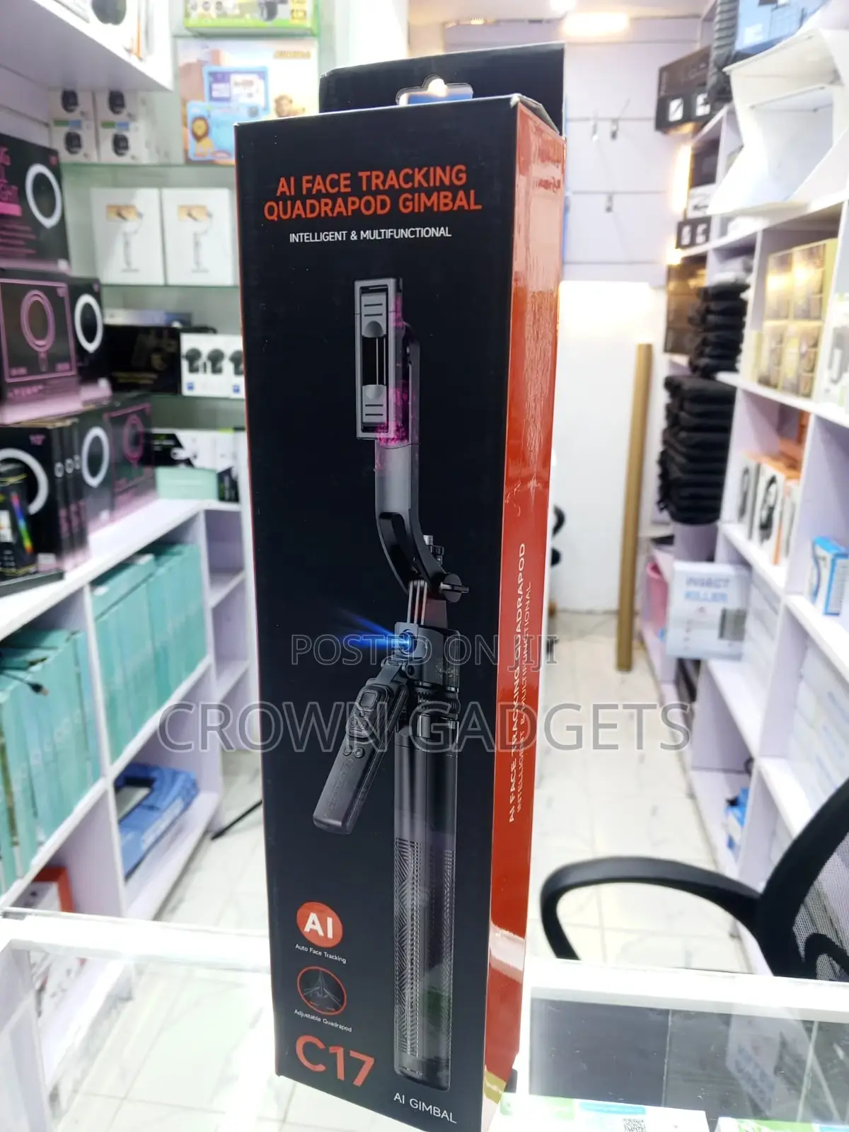 C17 360° Auto Tracking Phone Gimbal With Bluetooth Remote