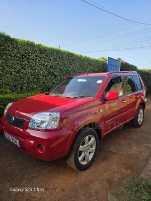 Nissan X-Trail 2.0 2006 Red