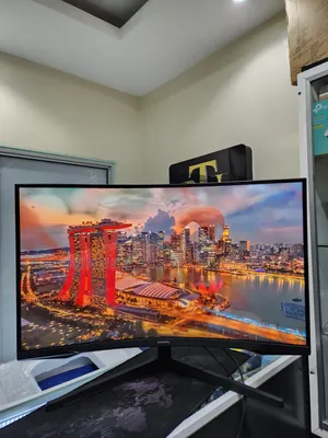Samsung Odyssey G5 S32cg552em 32′′ QHD 165hz Curved Gaming Monitor