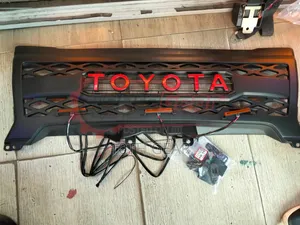 Grill Hiace 7l Gr With Word Toyota