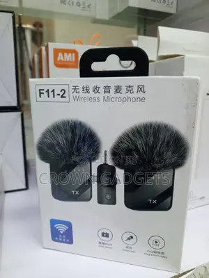 F11-2 Dual Clip Mic Vlogging Interview 2.4ghz Wireless