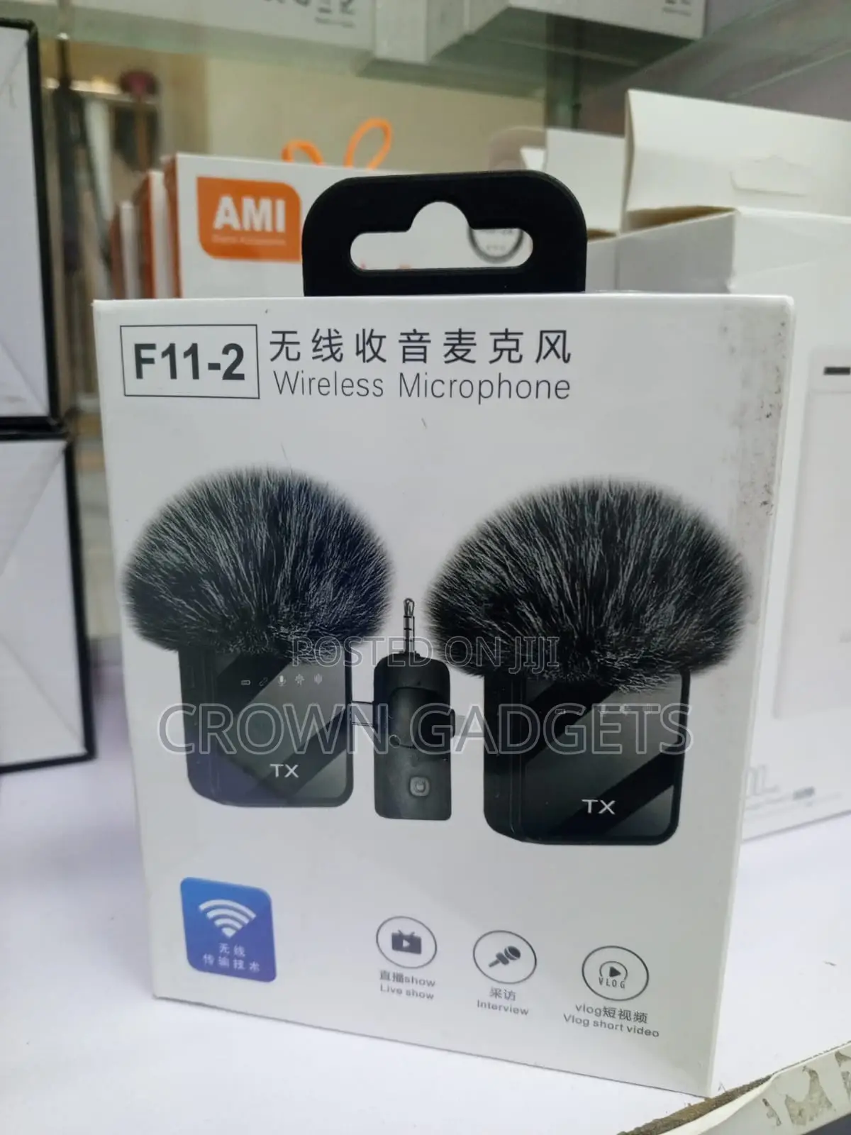 F11-2 Dual Clip Mic Vlogging Interview 2.4ghz Wireless