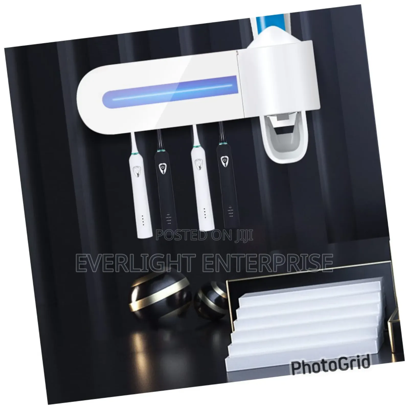 Toothbrush Sterilizer Wall Mounted With 4 Toothbrush Spaces
