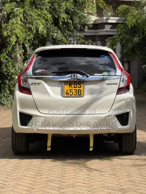 Honda Fit 2017 White