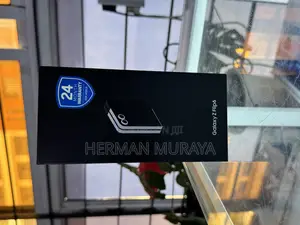 New Samsung Galaxy Z Flip6 256 GB Black