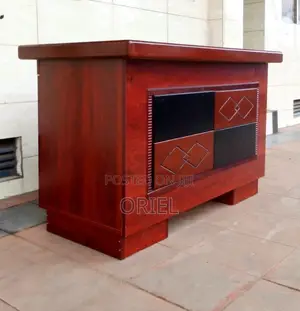 Executive Desks : Corporate Executive Office Table