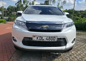 Toyota Harrier 2016 White