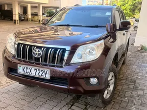Toyota Land Cruiser Prado 2013 Maroon