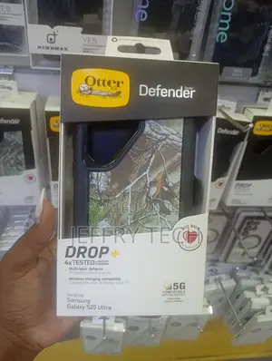 Samsung Galaxy S25 Ultra in a Realtree Camo Edition Case