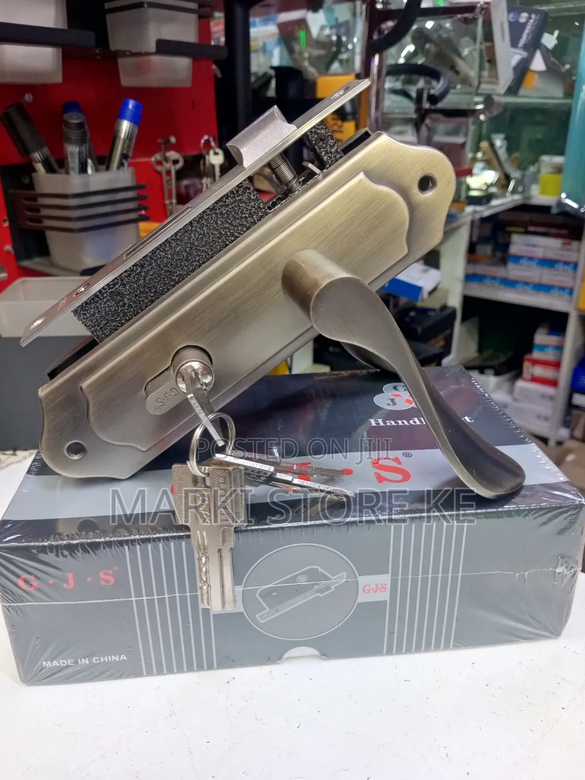 G J.S Flash Locks