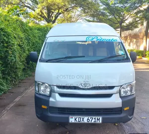 Toyota Grand HiAce 2014 White