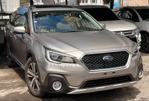 Subaru Outback 2019 Gold