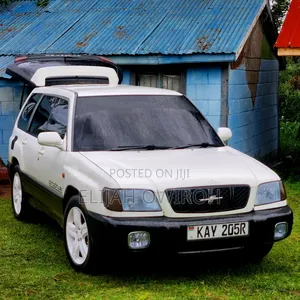 Subaru Forester 2.0 S Type A Automatic 2001 White