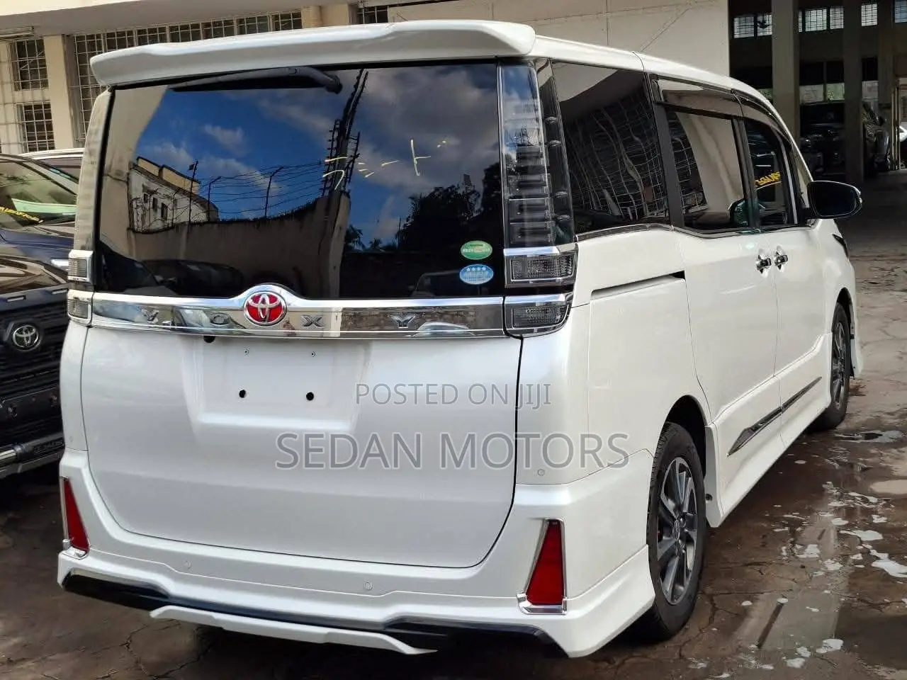 Toyota Voxy 2019 White