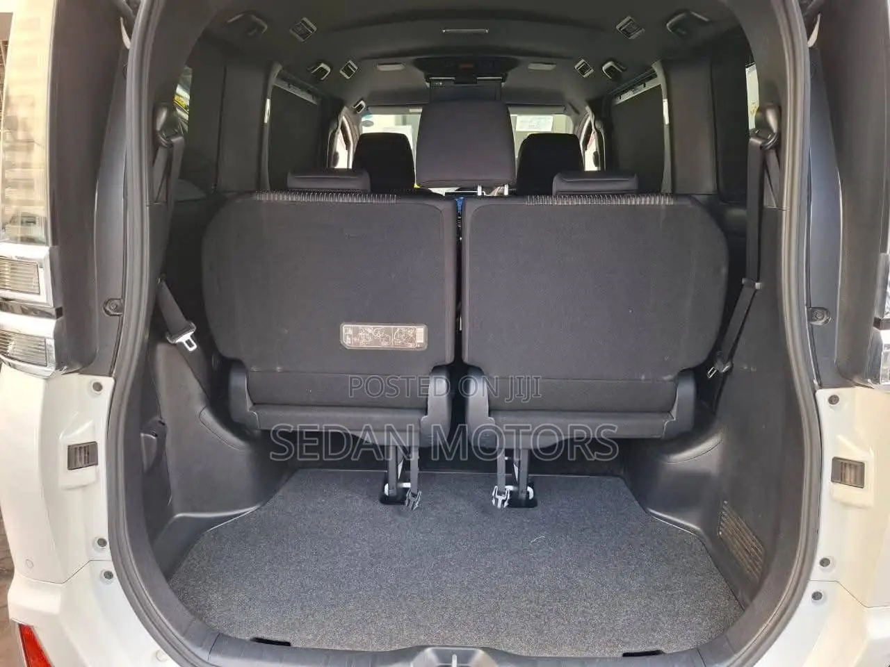 Toyota Voxy 2019 White