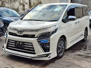 Toyota Voxy 2019 White