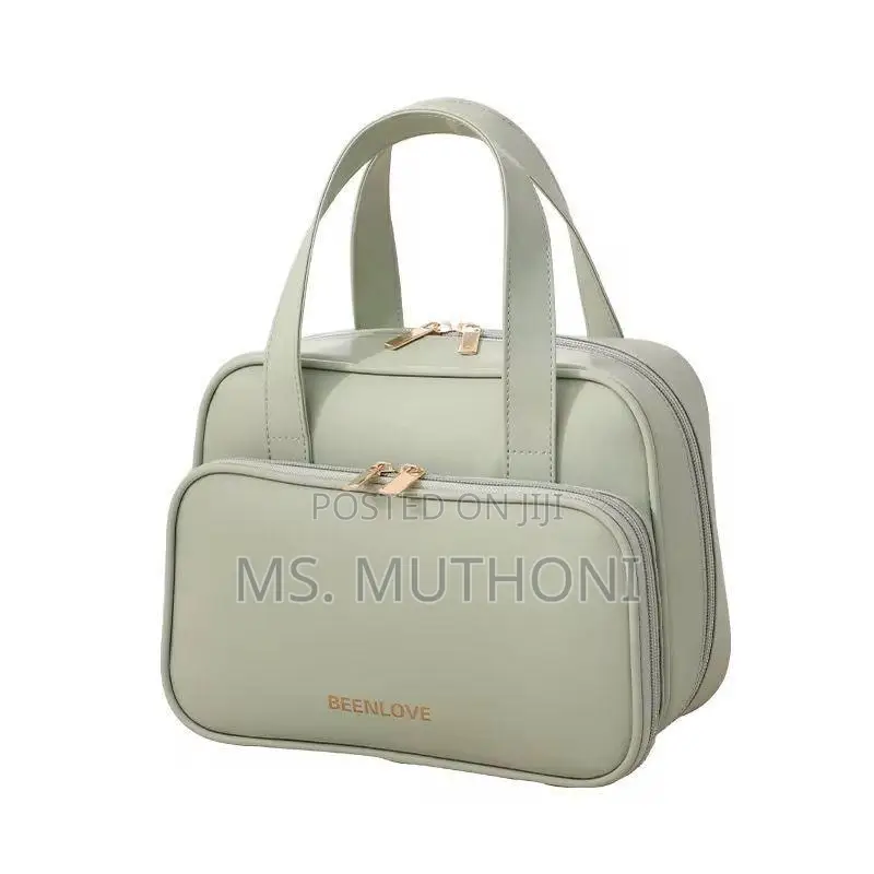 Large Capacity Pu Cosmetics Bag