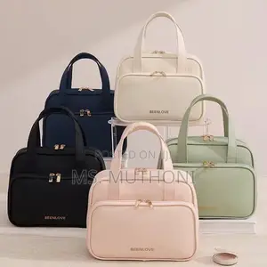 Large Capacity Pu Cosmetics Bag