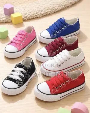 Unisex Kids Converse ( Pink / Black / Maroon / White Etc )Size 25 -36