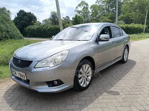 Subaru Legacy 2010 Silver