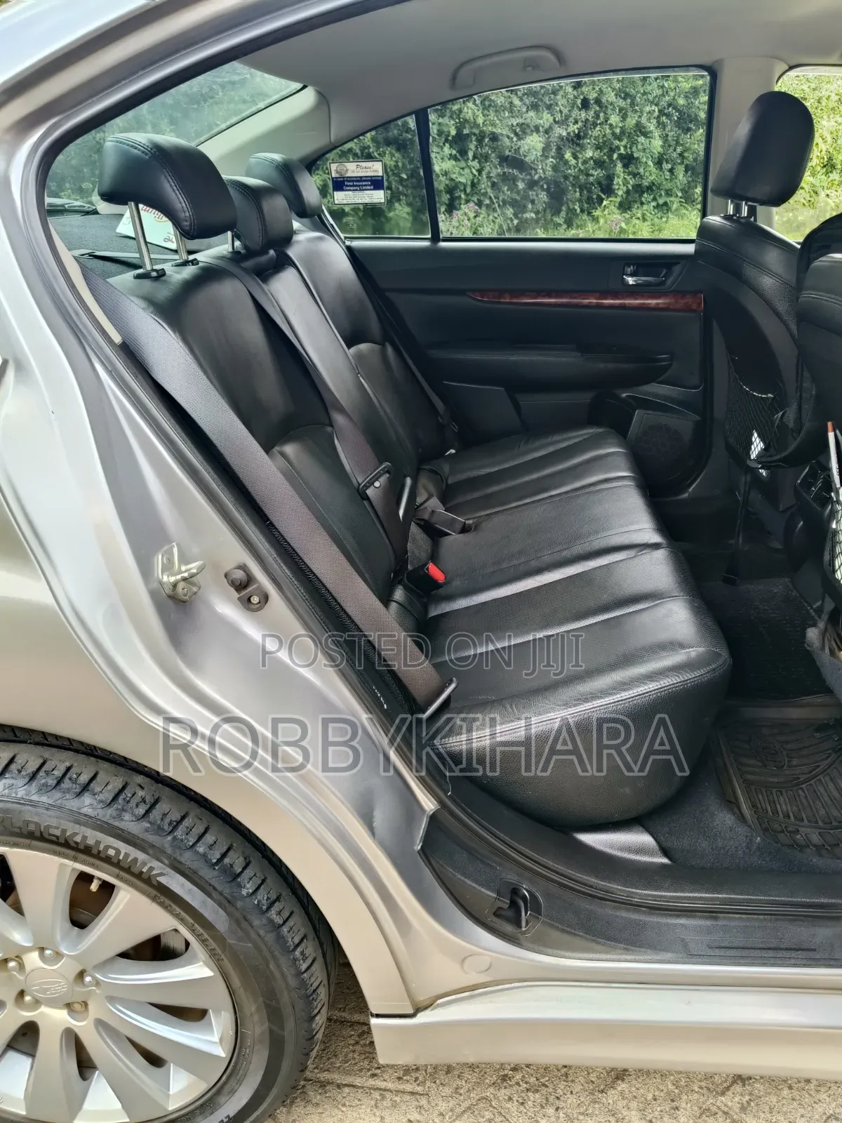 Subaru Legacy 2010 Silver