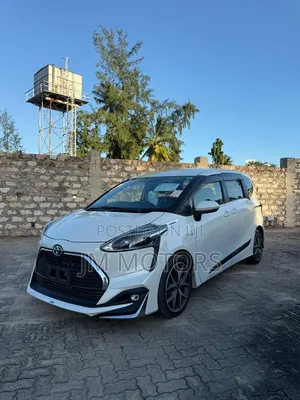 Toyota Sienta 2020 Pearl