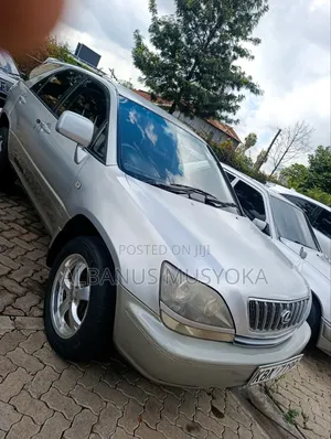 Toyota Harrier 2005 Silver