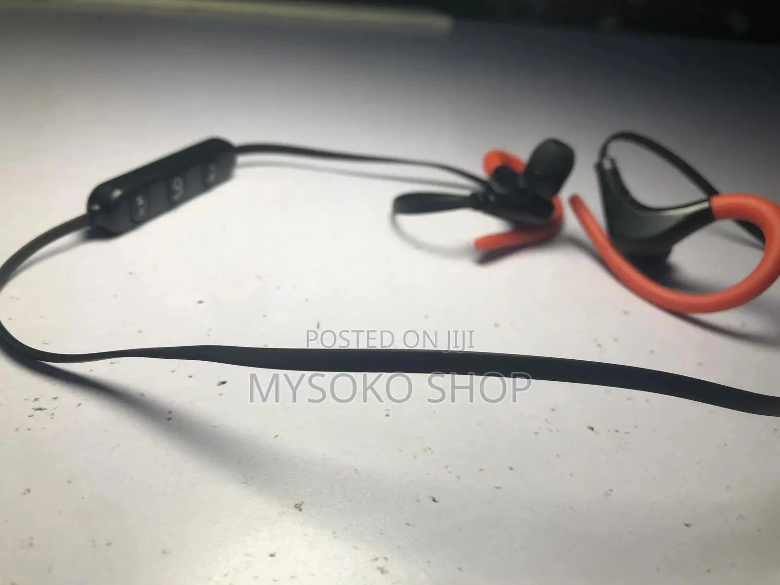 Hooked Neckbands