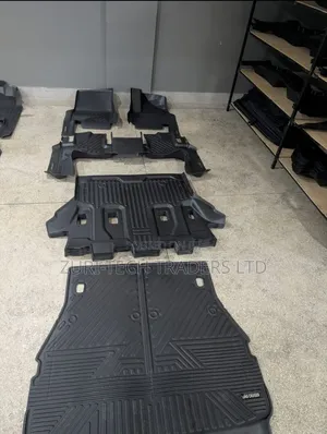 Landcruiser 300 Series Floor Mats(5d)