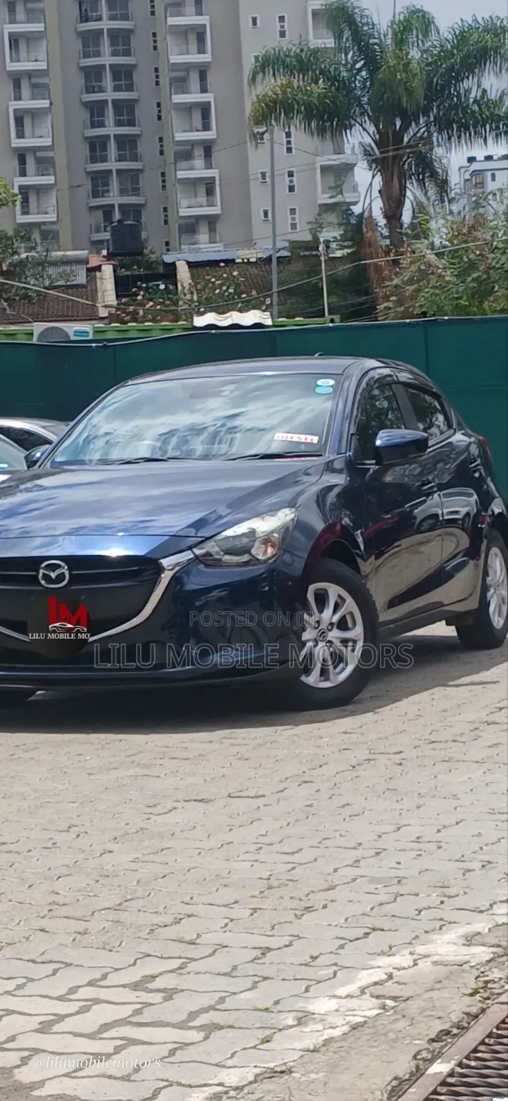 Mazda Demio 2017 Blue