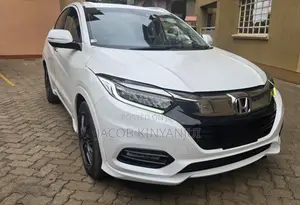 Honda Vezel 1.5 Hybrid 2WD 2018 Pearl