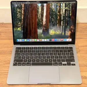 Laptop Apple MacBook Air 2022 M2 16GB Apple M2 SSD 256GB