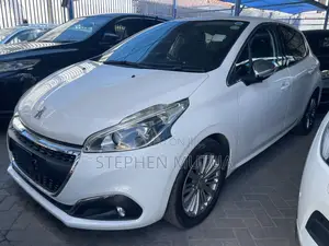 Peugeot 208 2019 White