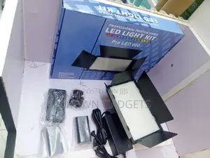 Professional Led 600 Video Light Kit for Photo Studio Setup
