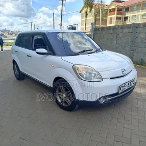 Mazda Verisa 2008 White