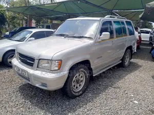Isuzu Trooper 2000 Silver