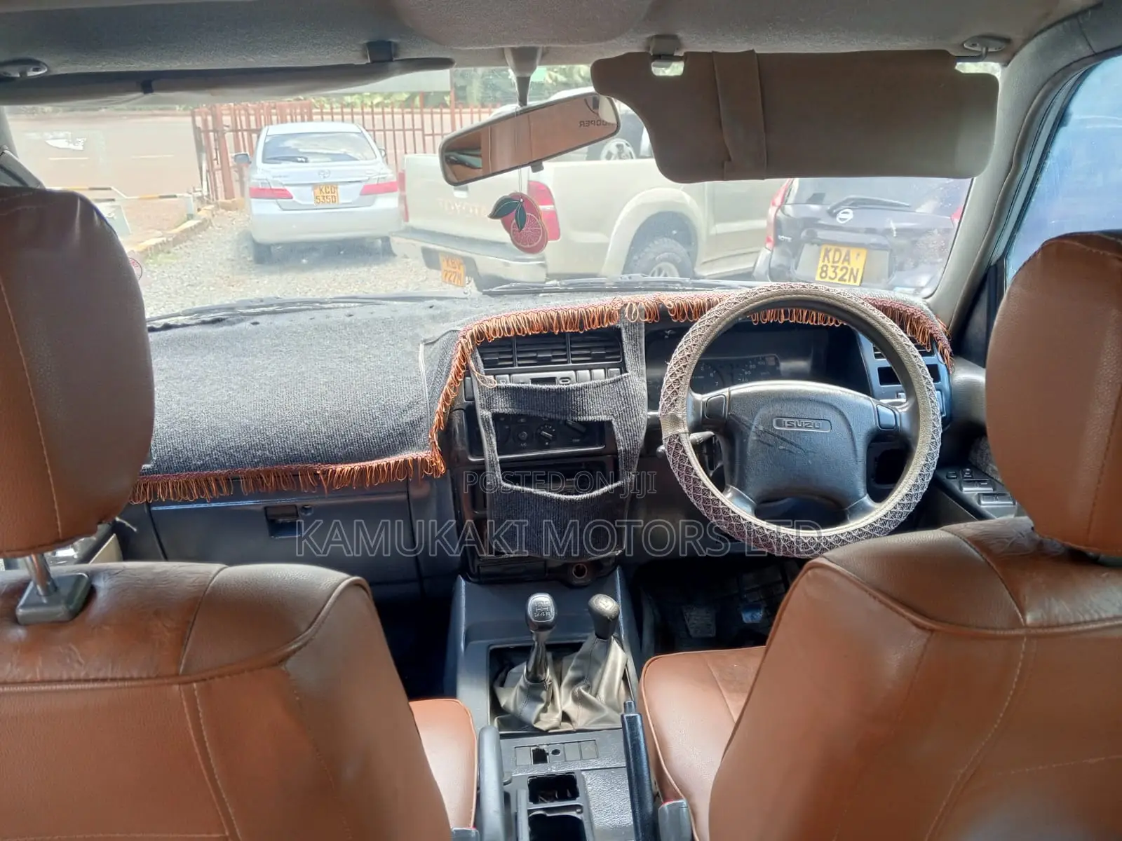 Isuzu Trooper 2000 Silver