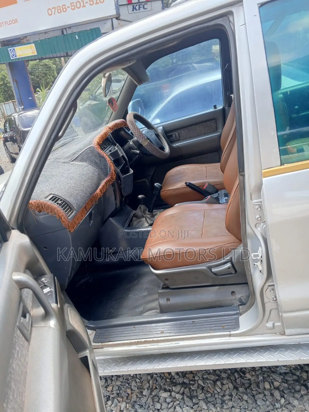 Isuzu Trooper 2000 Silver