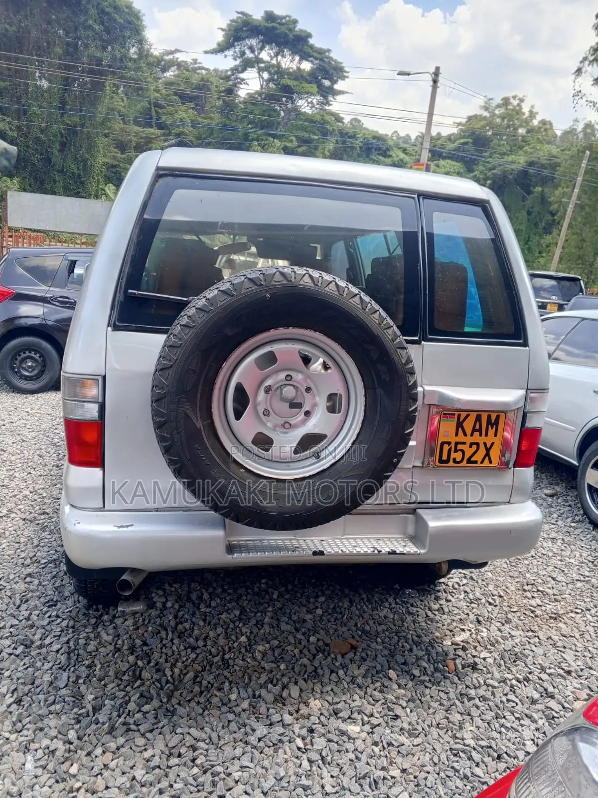 Isuzu Trooper 2000 Silver