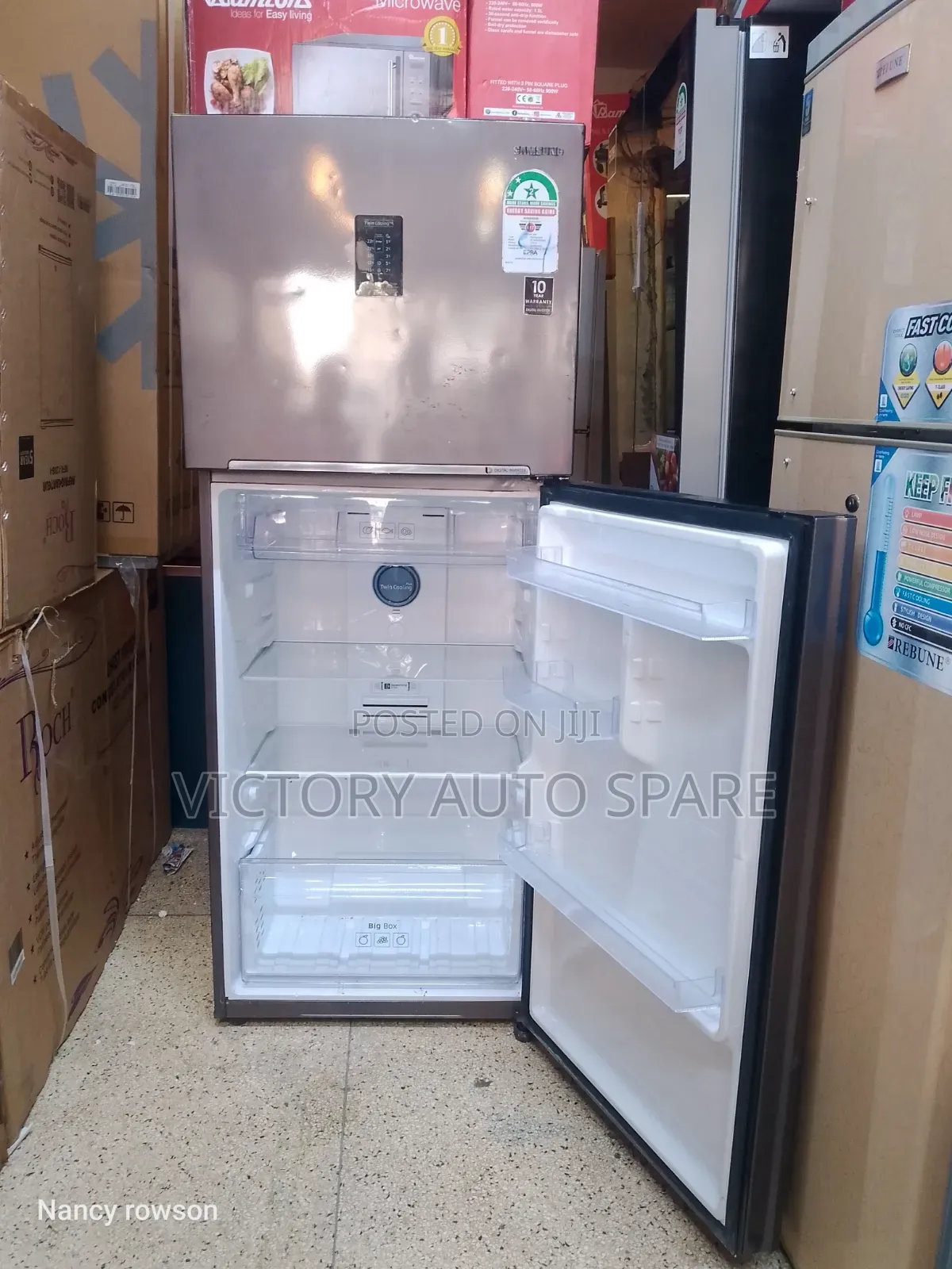 Samsung Very Clean Refrigerator